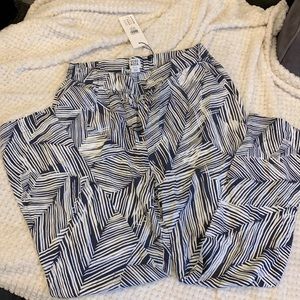 NWT Vero Moda lightweight palm print pants